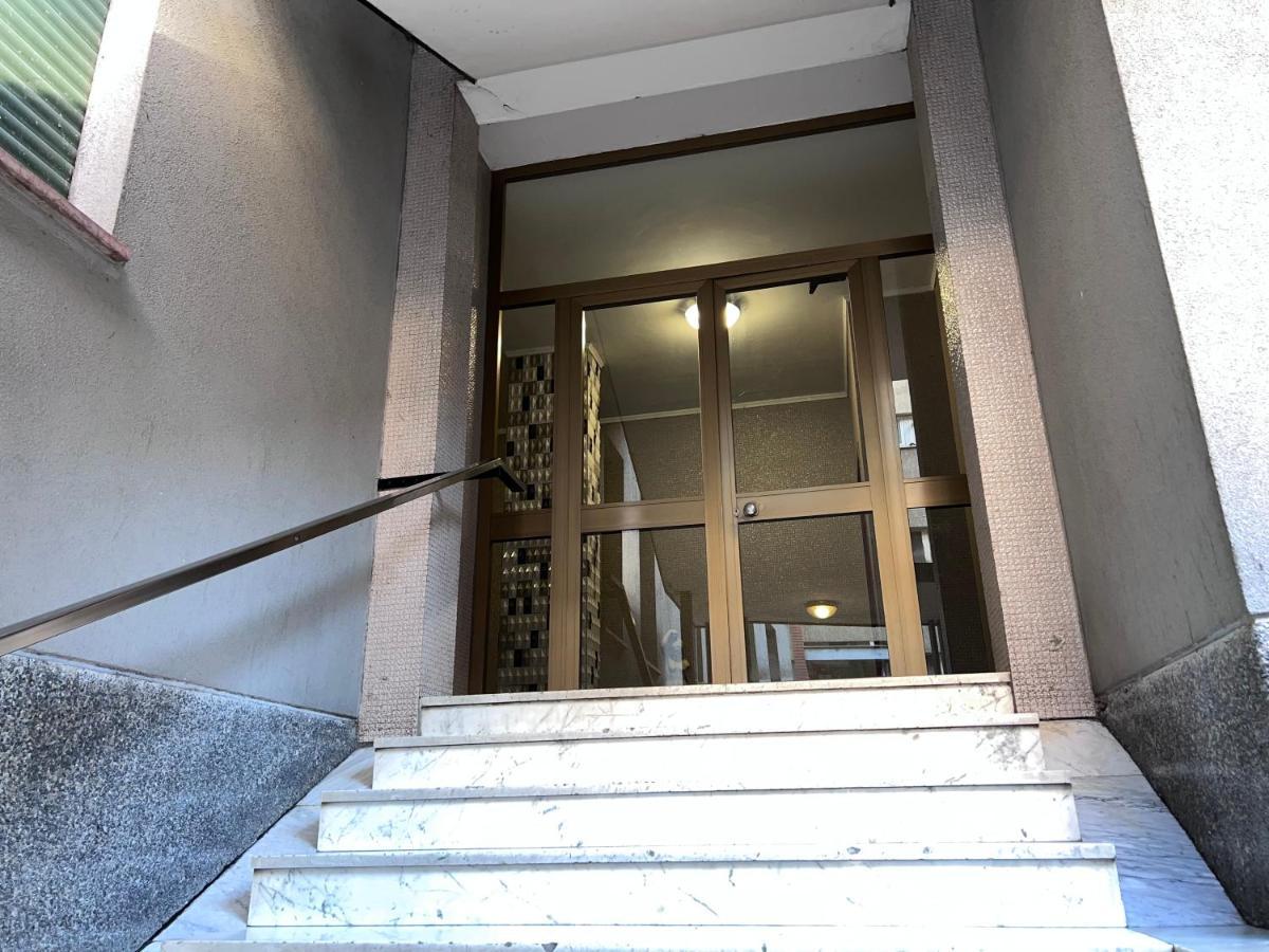 Apartamento Casa Luca Milán Exterior foto